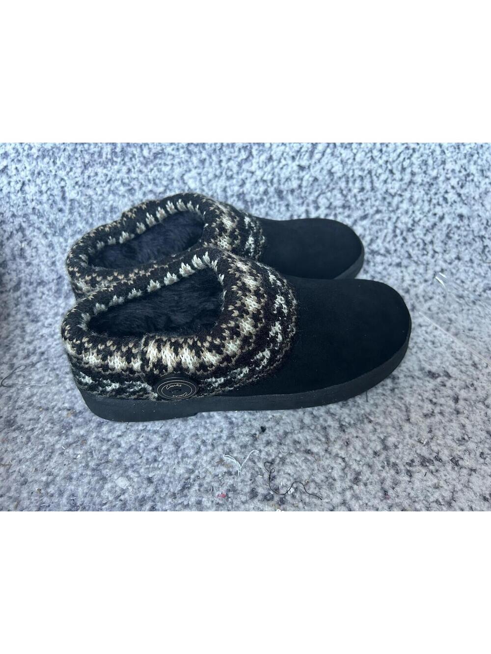 Clarks Genuine Suede Indoor Outdoor Slippers Black Womens Size 6